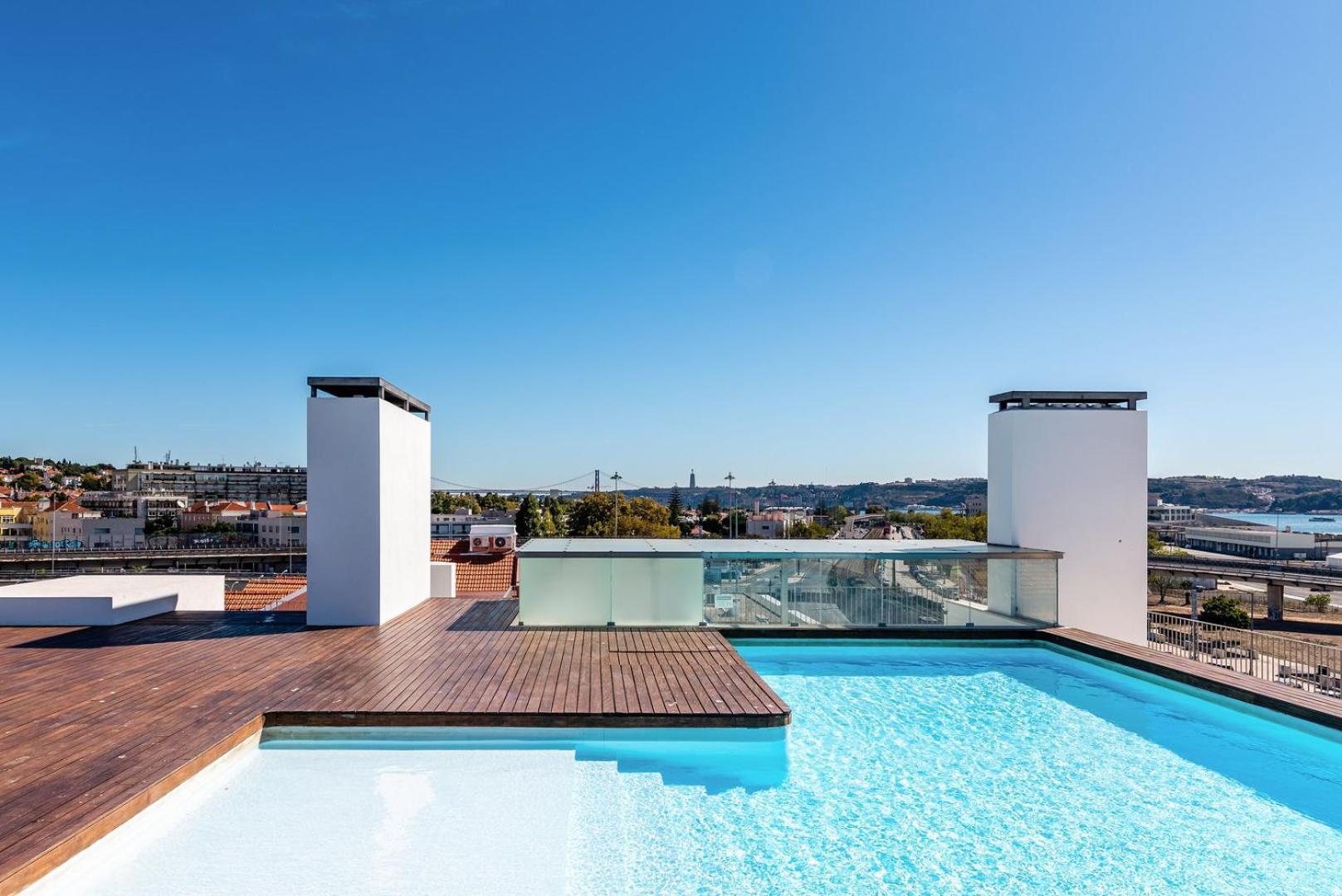 Guestready - Alges Apt With Stunning Rooftop Pool Apartment Ngoại thất bức ảnh